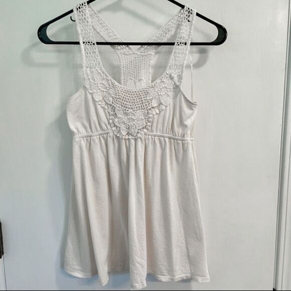 Sound & Matter White Crochet Lace Racerback Boho Tank Top - Picture 1 of 4